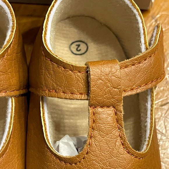 Sweet Swag Mary Jane T-Strap Baby Walker Shoes size 2 - Picture 4 of 4